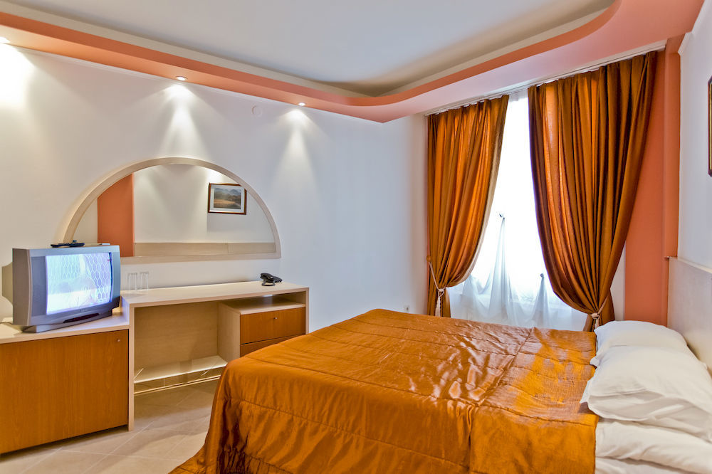 Family Hotel Gold Pearl (Adults Only) Sunny Beach Esterno foto